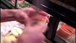 How to peel apple like a boss