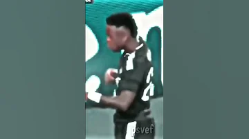 برازيلي و اسمر برقصها سامبا فينيسيوس 