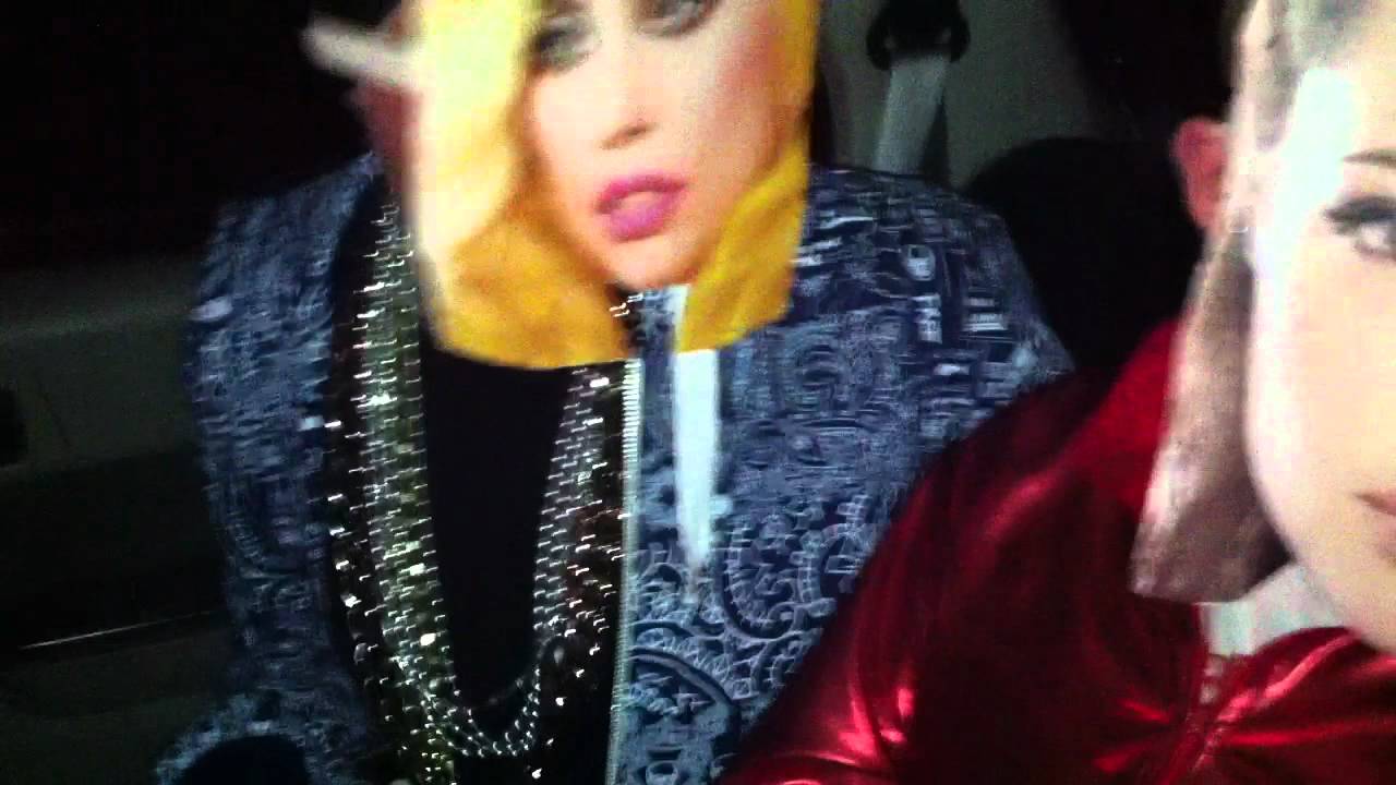 LADY GAGA, MADONNA and ANGELINA in a cab in Manhattan