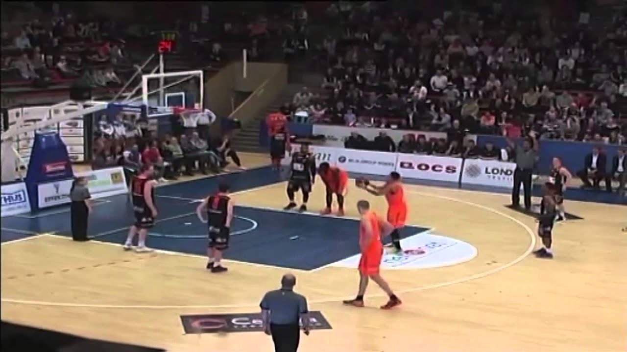 Pierre Hampton highlights Semi Borås vs Dolphins