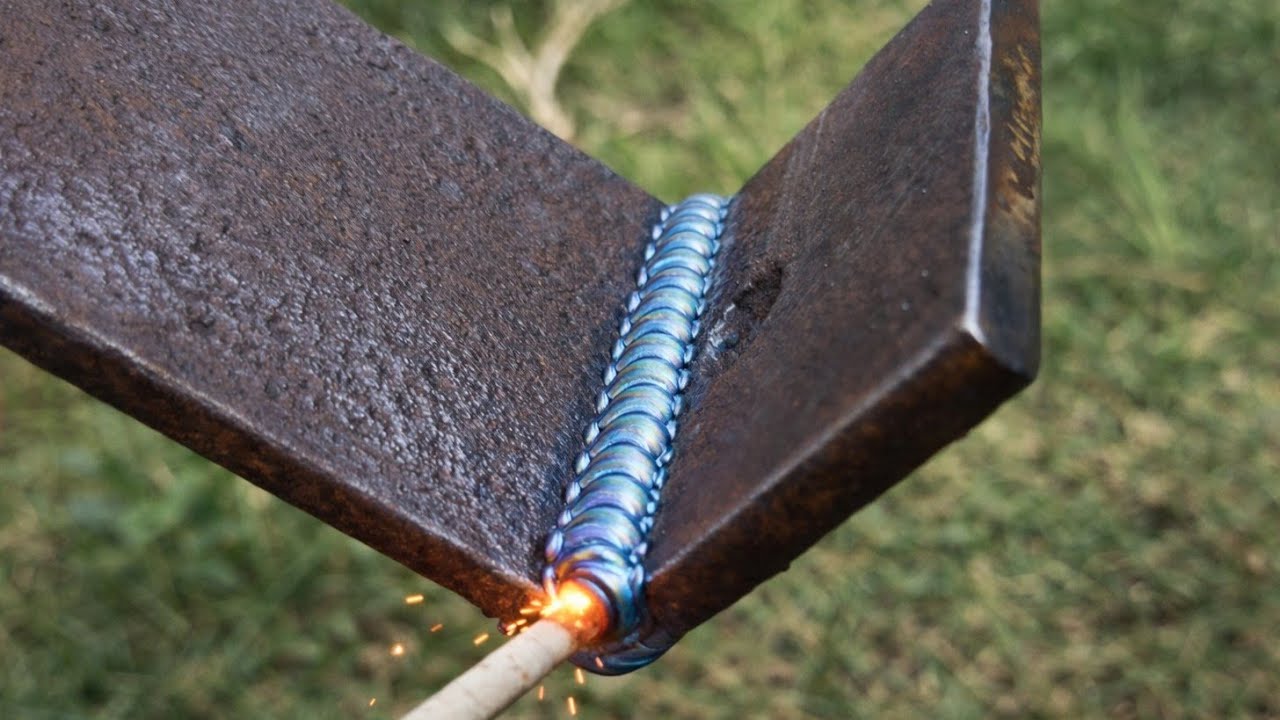 Научитесь сваривать дома! Вот объяснение двух техник сварки в одном положении.