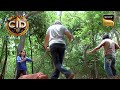 Jungle के बीच Shreya की हुई दो गुंडों से Fight | CID |Jungle Series | Full Episode