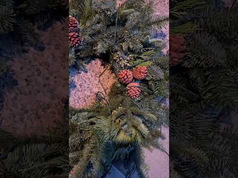 Creating a DIY Light Up Holiday Wreath