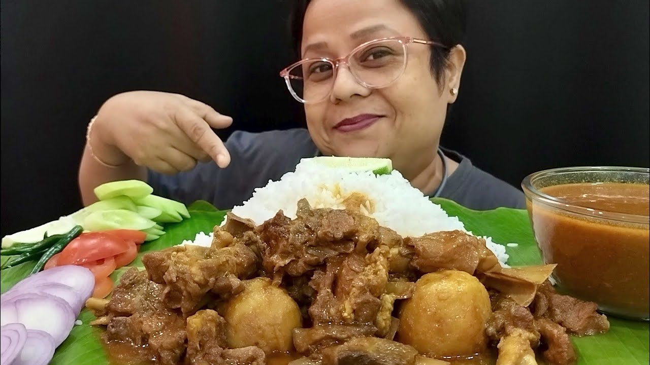 Mutton curry and huge rice, massive eating 