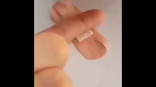 إلصاق ضمادة الجروح حول الأصبع بطريقة مثالية وبأسلوب أفضل ?
