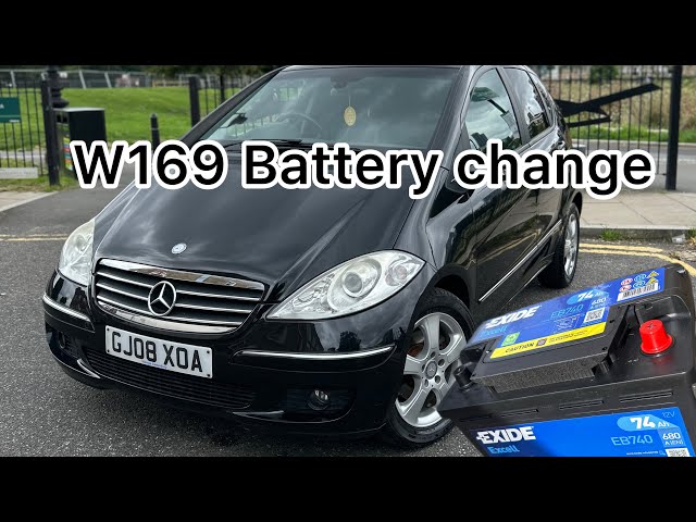 Cambio batteria Mercedes Benz W169 / Battery replacement on