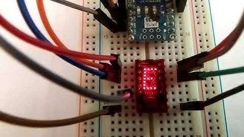 Vintage LED display TIL311 / DIS1417 running demo