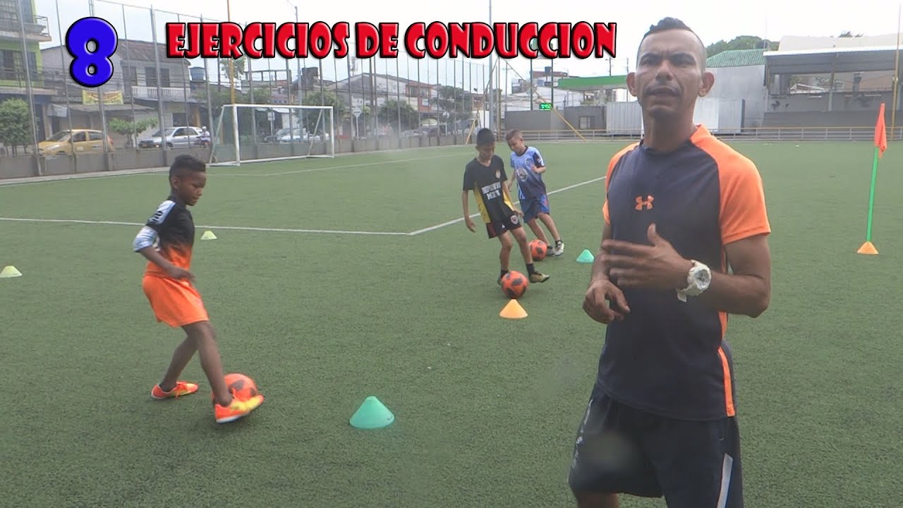 8 ejercicios de conduccion en futbol niños - YouTube