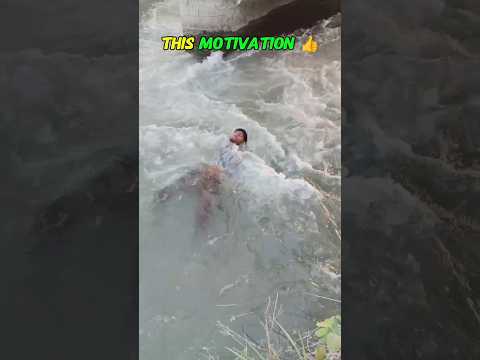 Motivation बाप बेटे को देते हुए 😂😅#comedy #funny #ytshorts #shorts #ternding #india #papa #fun#river