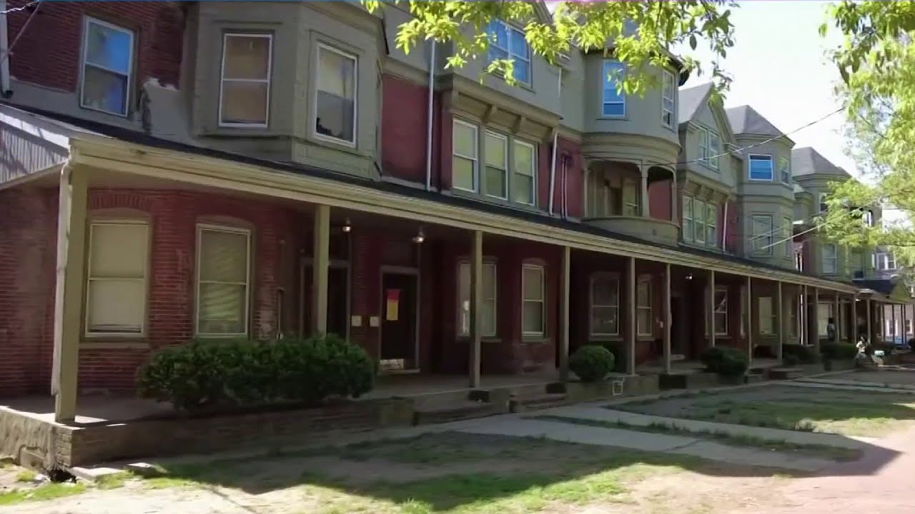 Wilmington Apartment Building Condemned, Dozens of Families Displaced