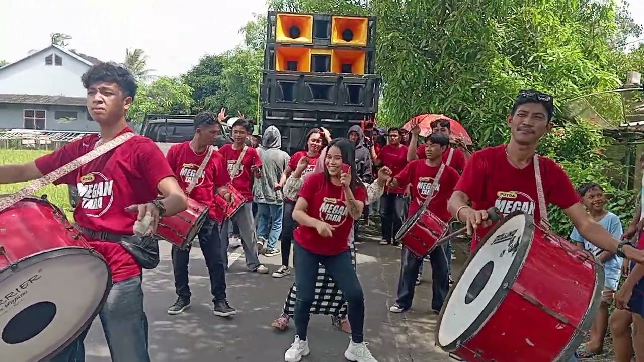 Siang2 merajean bersama putra megantara