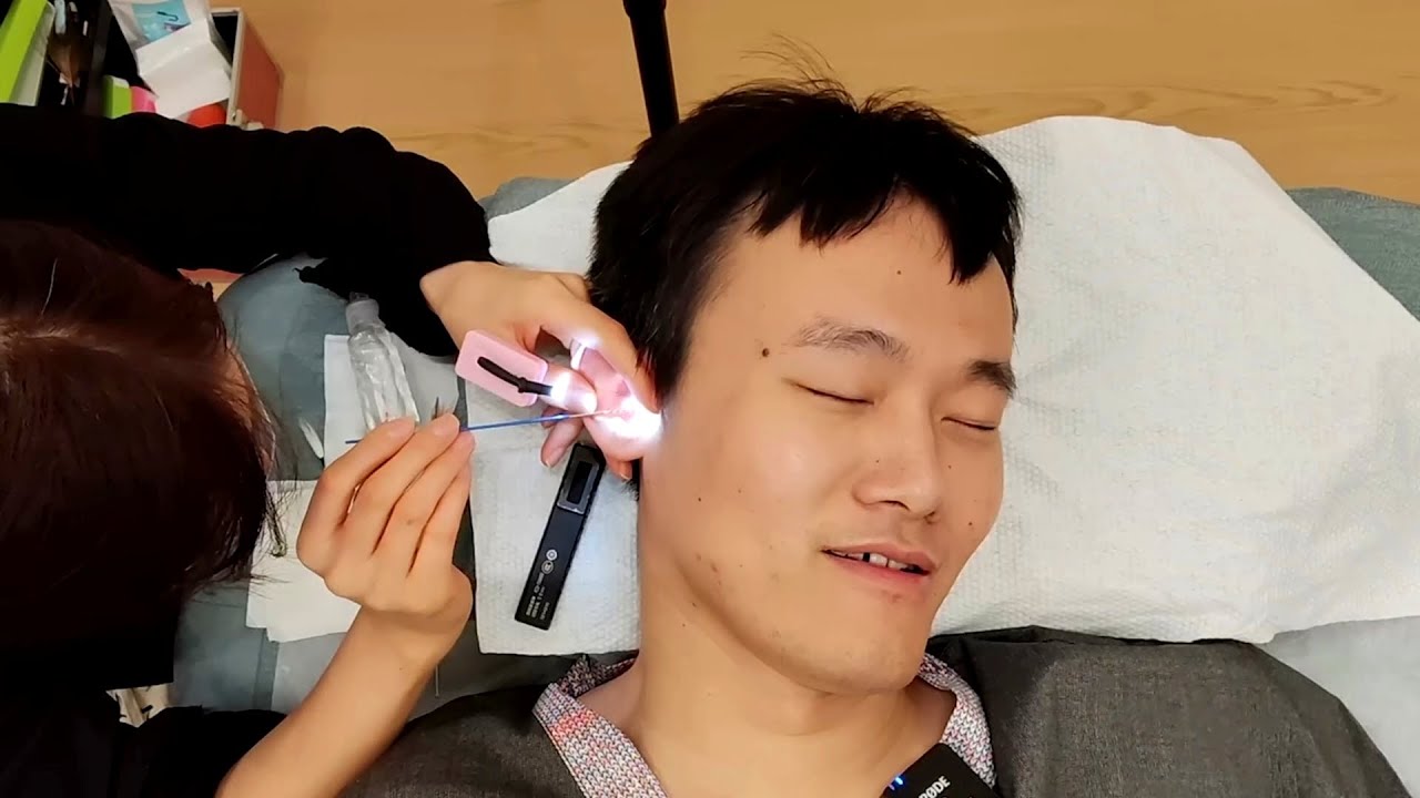 Ear Cleaning ASMR丨sound of the tool rotation makes me intoxicated！Dual version