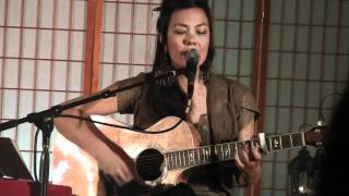 All Roads by Tina Malia. Live in Santa Rosa 4-16-11 chords