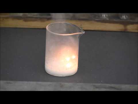 Video Sodium metal reacting with concentrated hydrochloric... - youtube