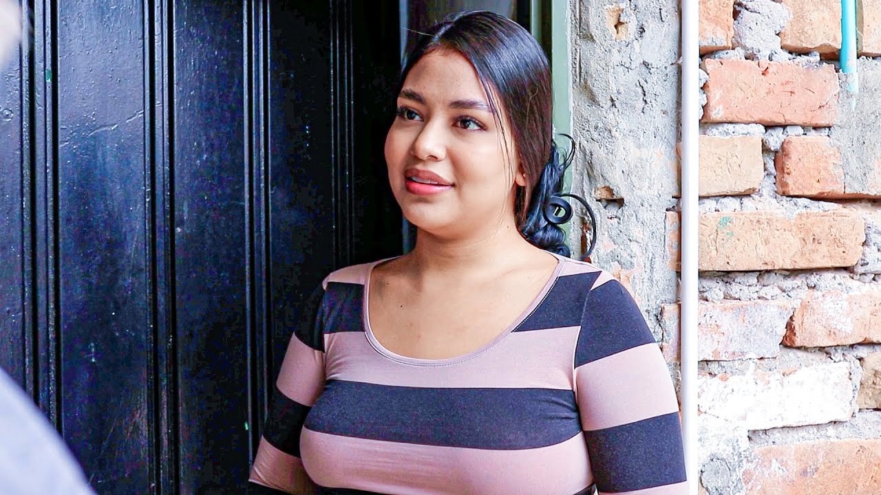 LE DIO LO ÚNICO QUE TENÍA A ESTE DESCONOCIDO SIN SABER QUE SU VIDA CAMBIARIA.