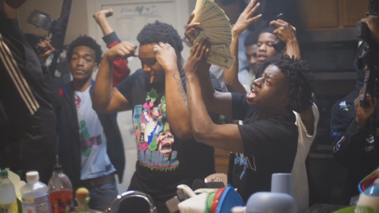 PmgGod - Bacc Out (Shot By CpFilmz) auf YouTube ansehen PmgGod - Bacc Out (Shot By CpFilmz) auf YouTube ansehen