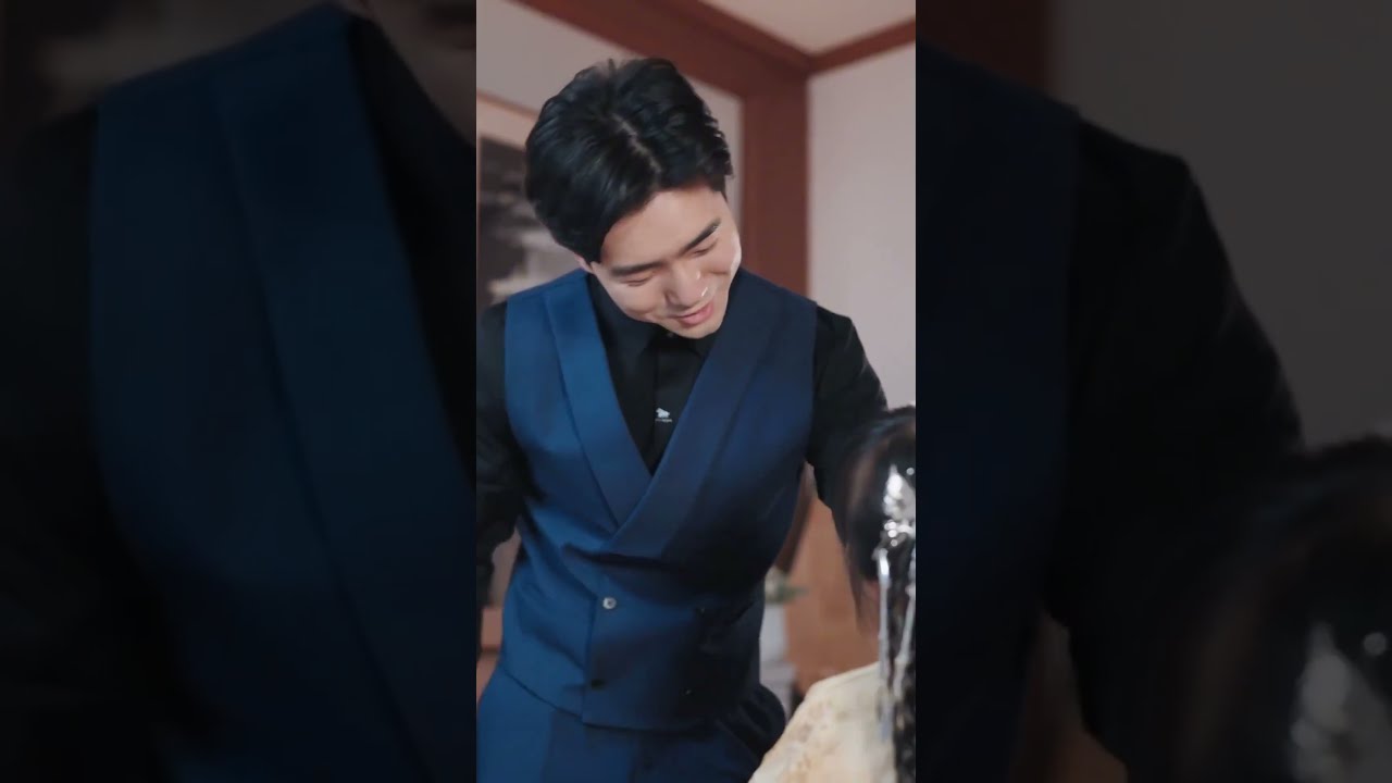 萬年黴運小寶下凡，逆襲倒霉女孩