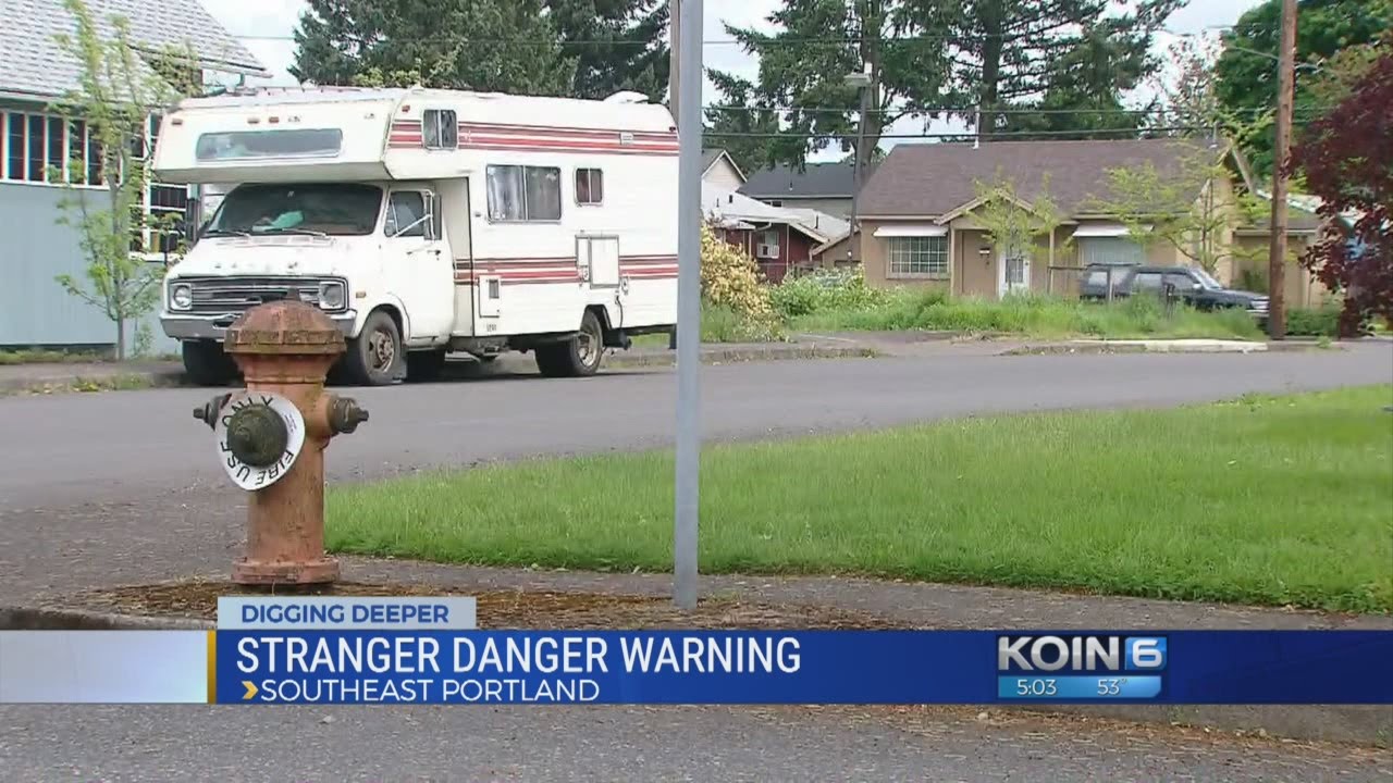 Lents man warns neighbors about suspicious RV - YouTube