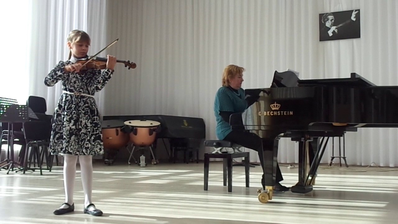 В. Гомоляка 