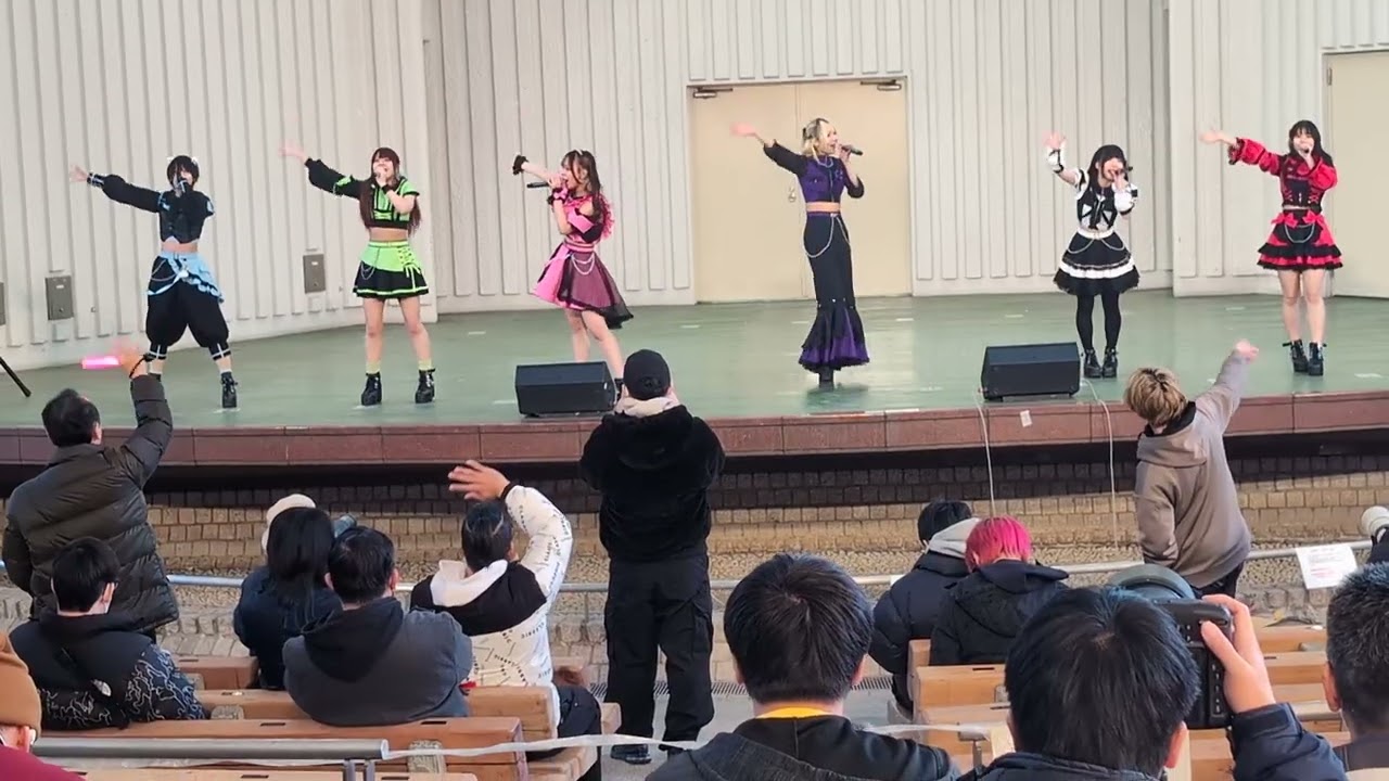 1/12   MOON RABBiTS 上野公園野外ステージ