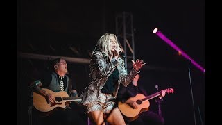 Fergie - Live In The Vineyard 2017, nov/02 [MULTICAM]