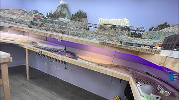 N scale layout HOW TO make FLOATING BENCHWORK with threaded rods