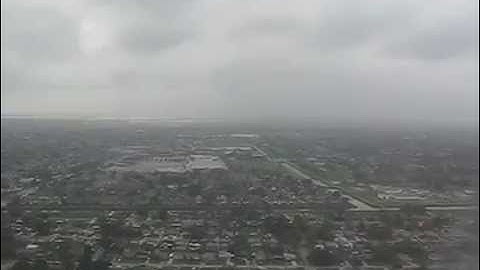 KMSY Landing at Louis Armstrong lntl New Orleans RWY 19