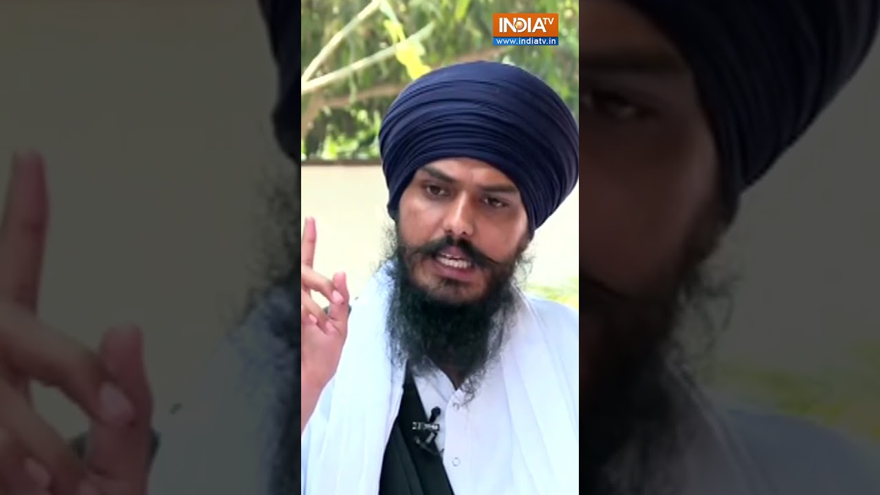 Amritpal Singh Interview : 'गुरुग्रंथ साहिब' को लेकर प्रदर्शन करने क्यों गए अमृतपाल ? | #shorts
