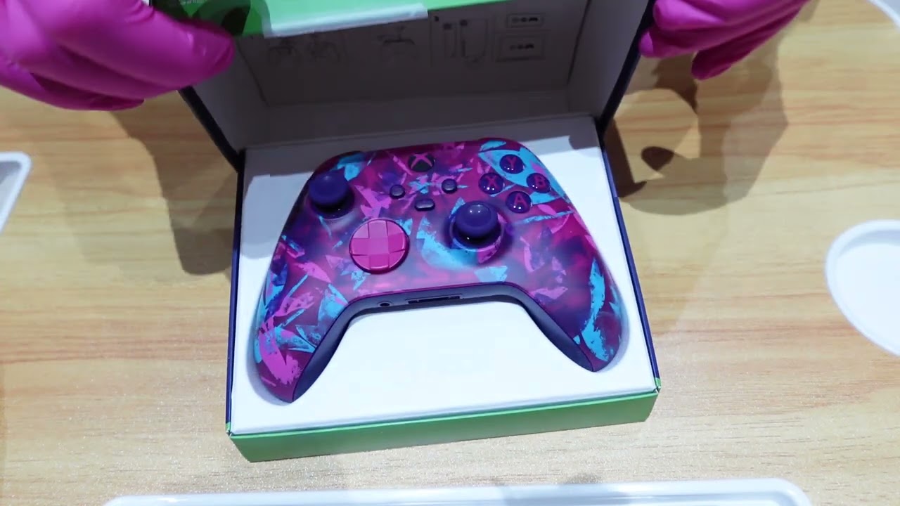 Unboxing Xbox 'Heart Breaker' controller - ASMR