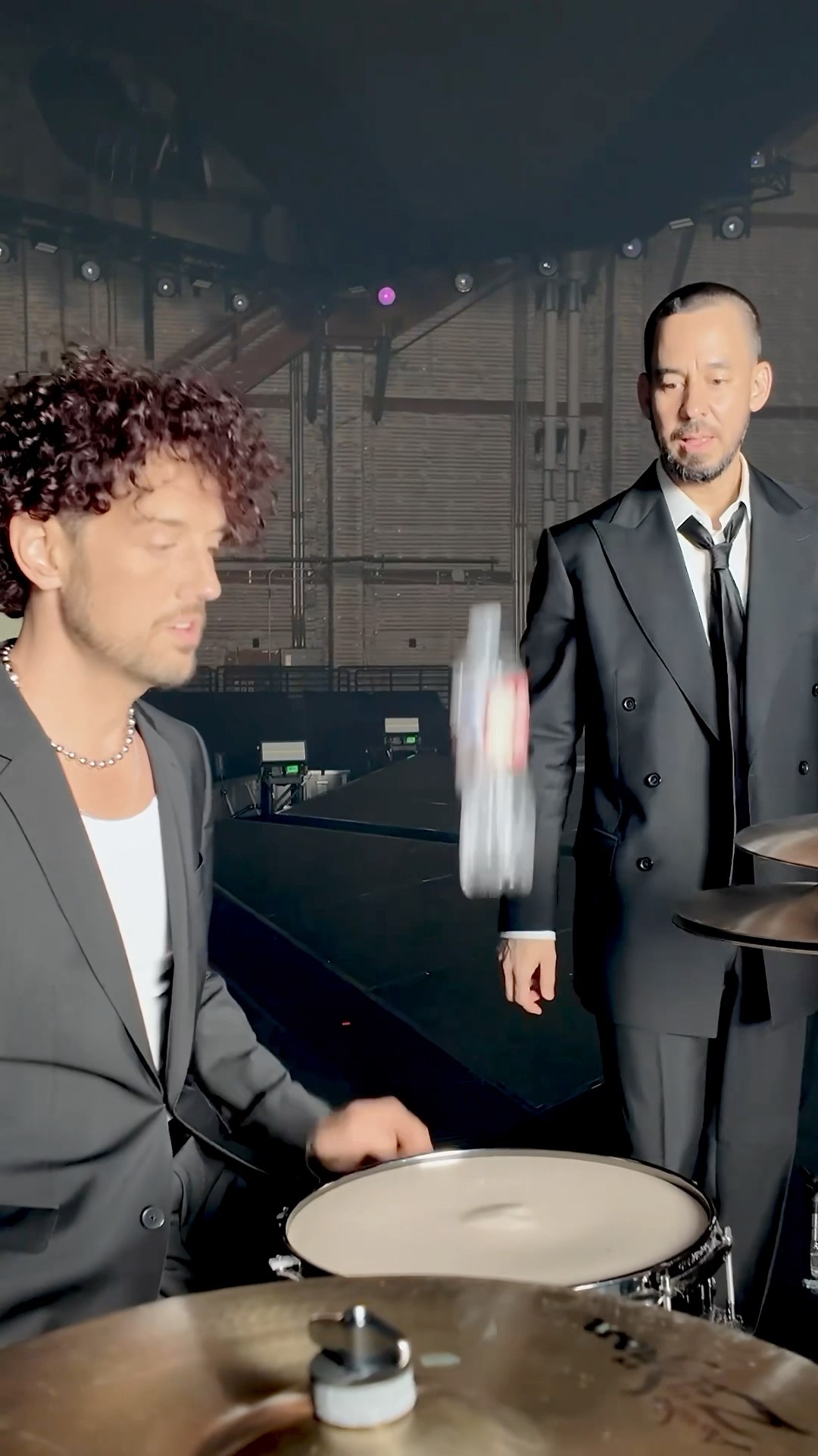 Multi-talented @mikeshinoda