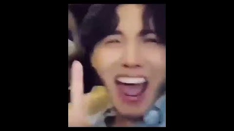 Halsey protecting BTS against rude comments and insults