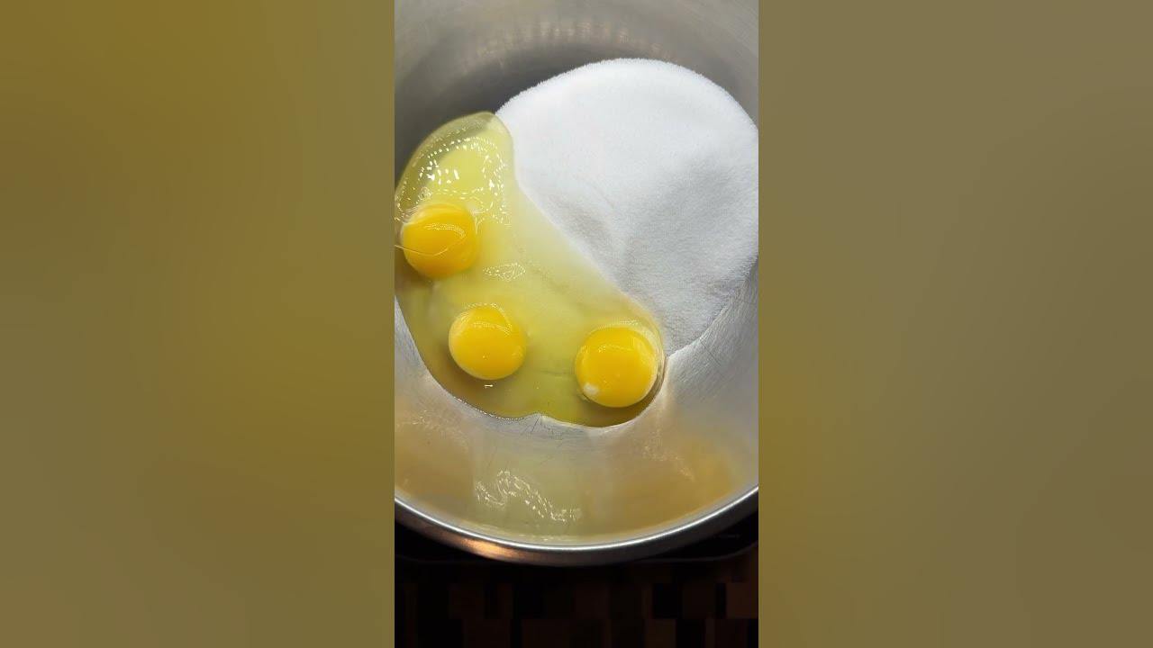 Egg Whites vs Whole Eggs vs Yolks in Buttercream baking buttercream