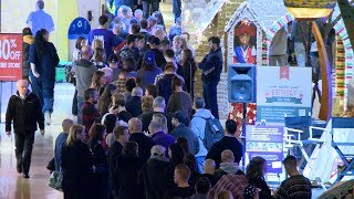 Hundreds gather for a chance to be on Survivor
