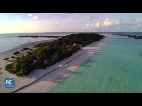 Download Aerial photography of views in Maldives Mp3 and Video Aerial photography of views in Maldives