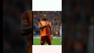 Sizce Galatasaraya Gelmiş Geçmiş En Iyi Forvet Hangisi?