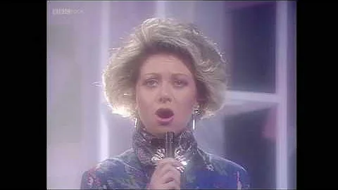 Elaine Paige & Barbara Dickson - I Know Him So Well - TOTP - 1985