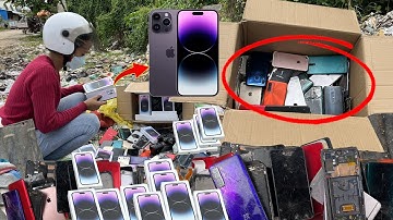 Incredible...😱!Found iPhone 14 Pro​ Max 📲With A lots Of Cracked Phone From Landfill