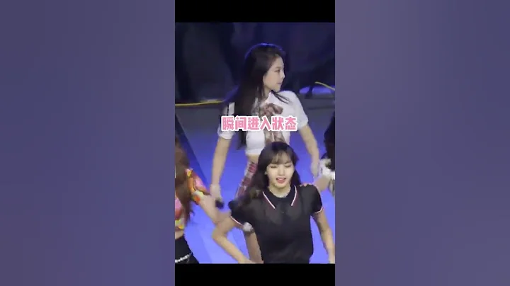 #blackpink  遇到舞台事故时的临场反应！业务能力真的能打！#jennie  #lisa   你的爱豆有我多吗 - 天天要闻