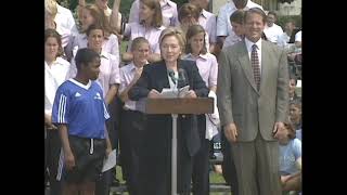 President Clinton with 1999 Women's World Cup Champion US Team (1999)