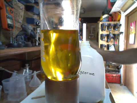 How To Make BioDiesel #5 Draining the Glycerine
