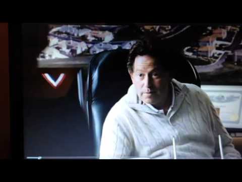 Video: Bobby Kotick V Novem Filmu Brad Pitt?