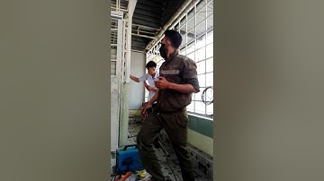 Sửa cửa sắt tại nhà.