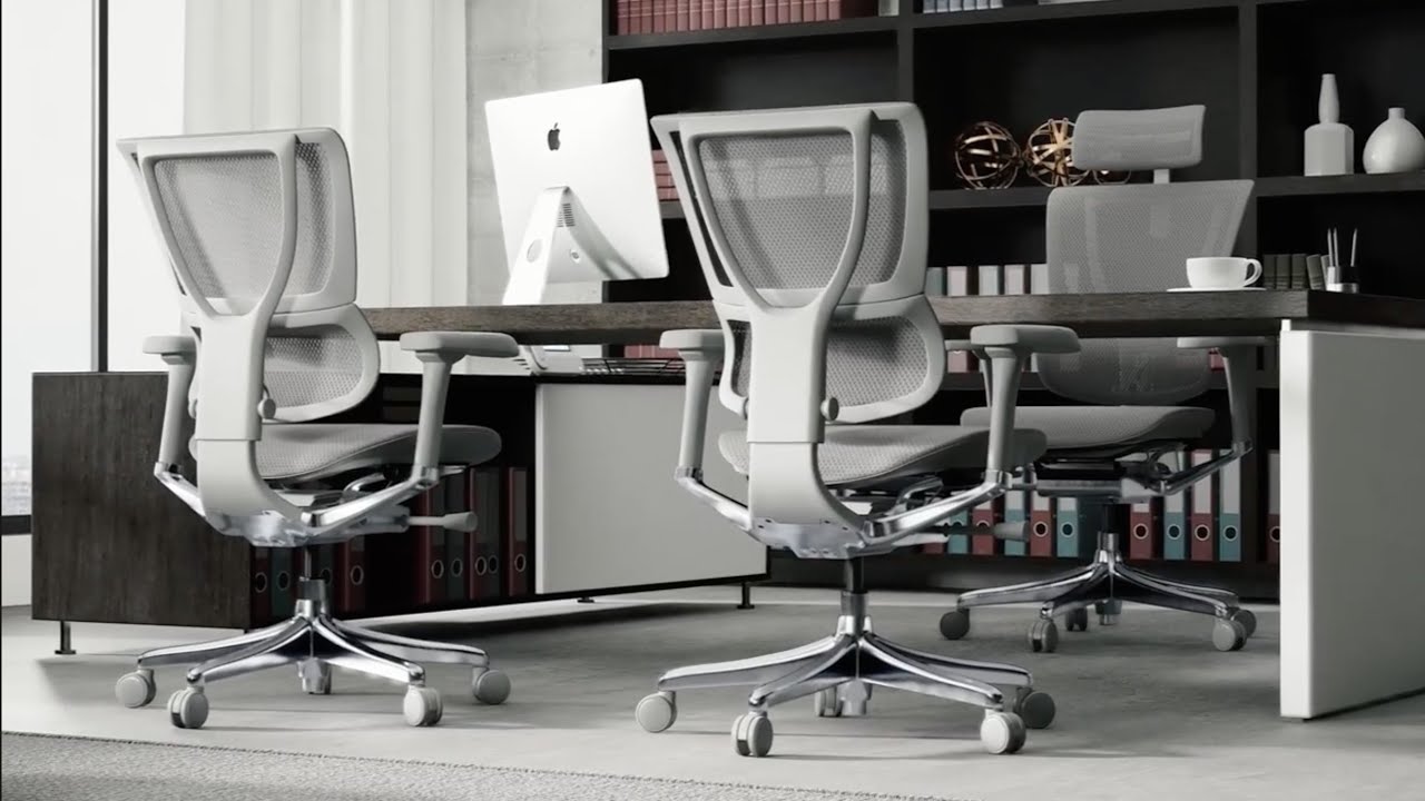 Ergonomic support, style, and comfort at work with the Mirus Elite G2 office chair | © Comfort UK