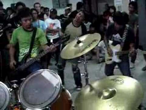daighila - above grey clouds