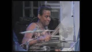 Soulful Strut (Live) - Eric Marienthal Feat. BlackRoots UNLIMITED