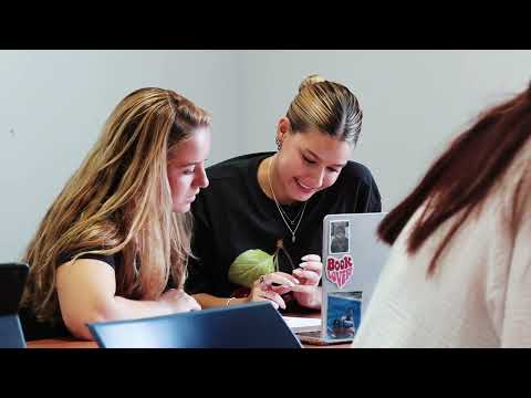 Un profesor de Enfermería de la UGR convierte su asignatura en una serie policíaca