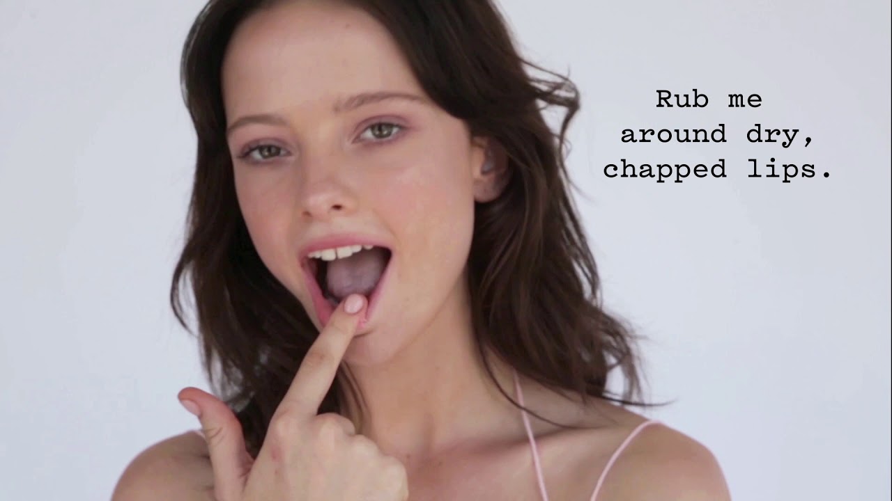 How to use my Cherry Bomb Lip Scrub | frank body