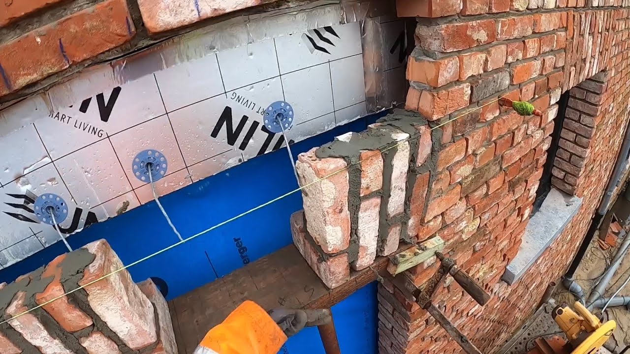 Bricklaying a flat arch  - how to do it ? (vallende strek) old farm rebuild (21)