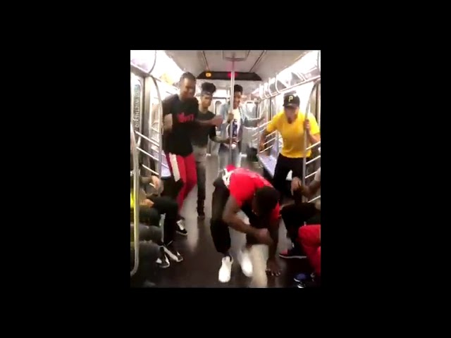 Guarda Metroda muhteşem dans su YouTube Guarda Metroda muhteşem dans su YouTube