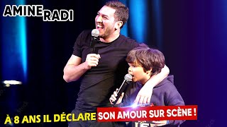 Amine Radi : À 8 ans il déclare son amour sur scène !